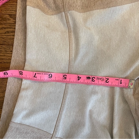 Outdoor Voices 7/8 Tri-Tone Warm Up Leggings Desert Oatmeal Cloud - Picture 12 of 13